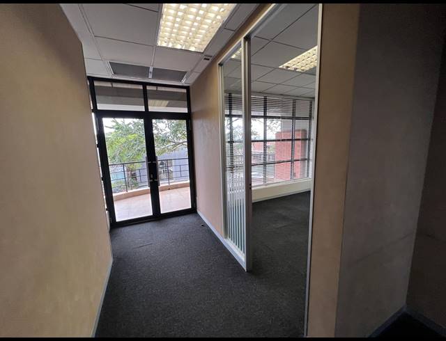 120M² OFFICE FOR SALE IN UMHLANGA RIDGE
